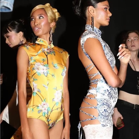 Kim Shui - Backless Qipao - L - Picture 2 of 15